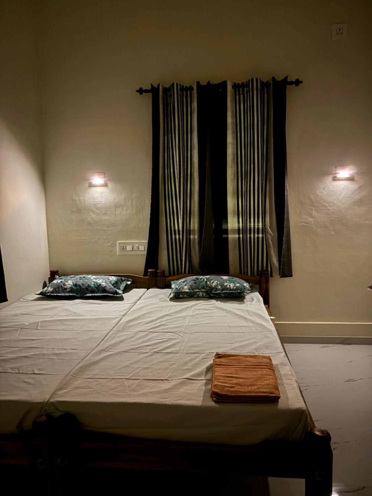 Golden Beach Home Stay Alappuzha Exterior photo