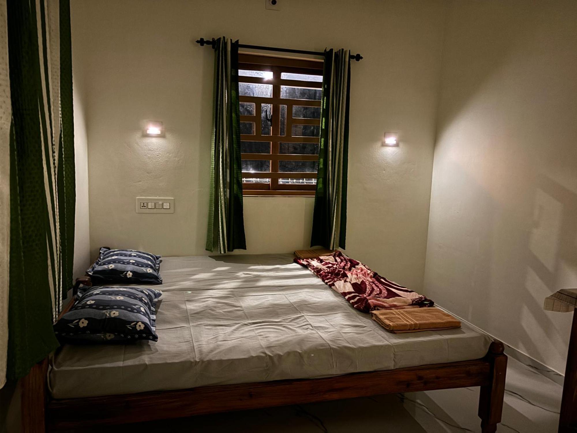 Golden Beach Home Stay Alappuzha Exterior photo