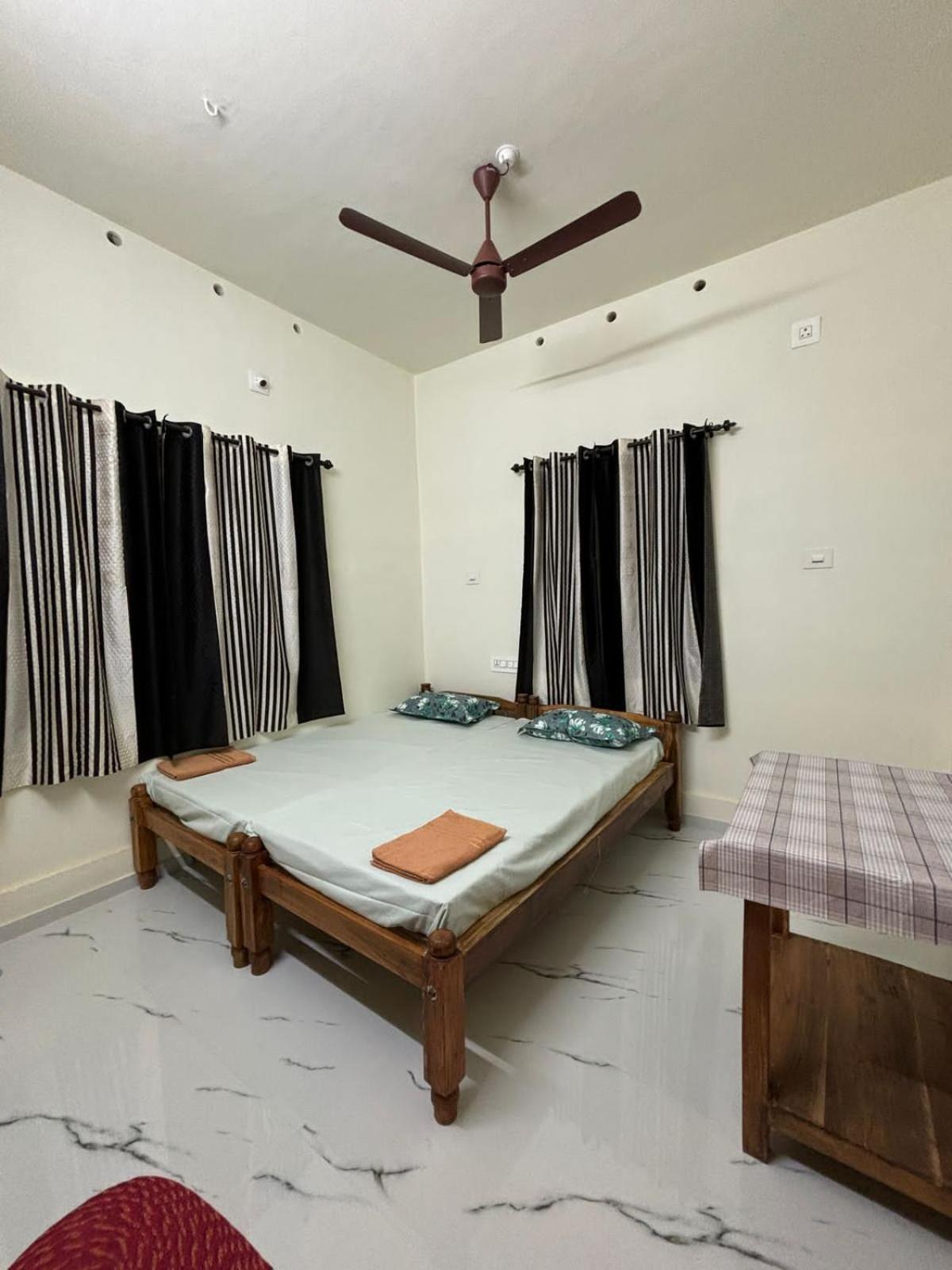Golden Beach Home Stay Alappuzha Exterior photo