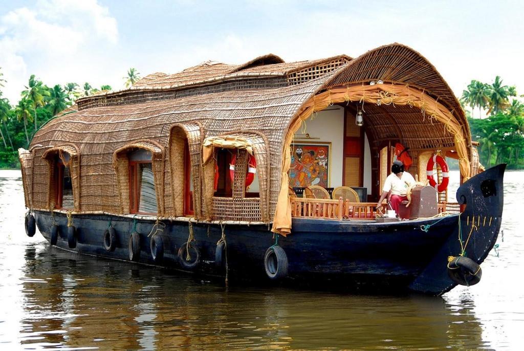 Golden Beach Home Stay Alappuzha Exterior photo